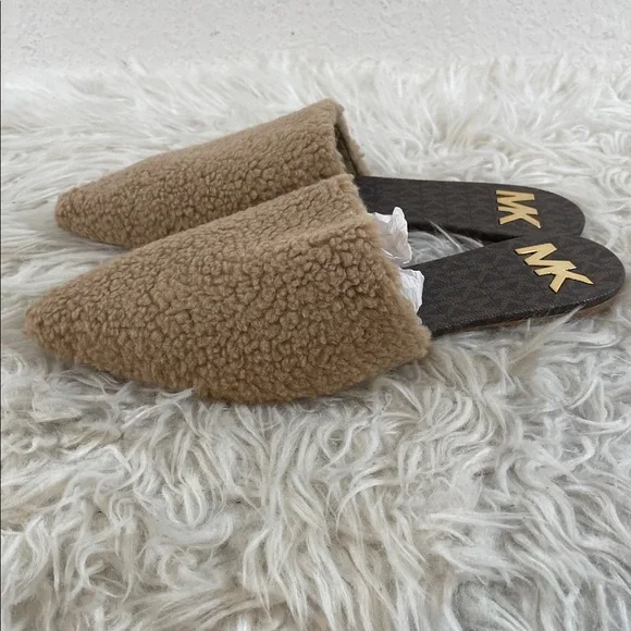 MICHAEL MICHAEL KORS Renee Pointed Toe Slip On Faux Fur Mule Slippers Shoes 10 - Picture 8 of 13